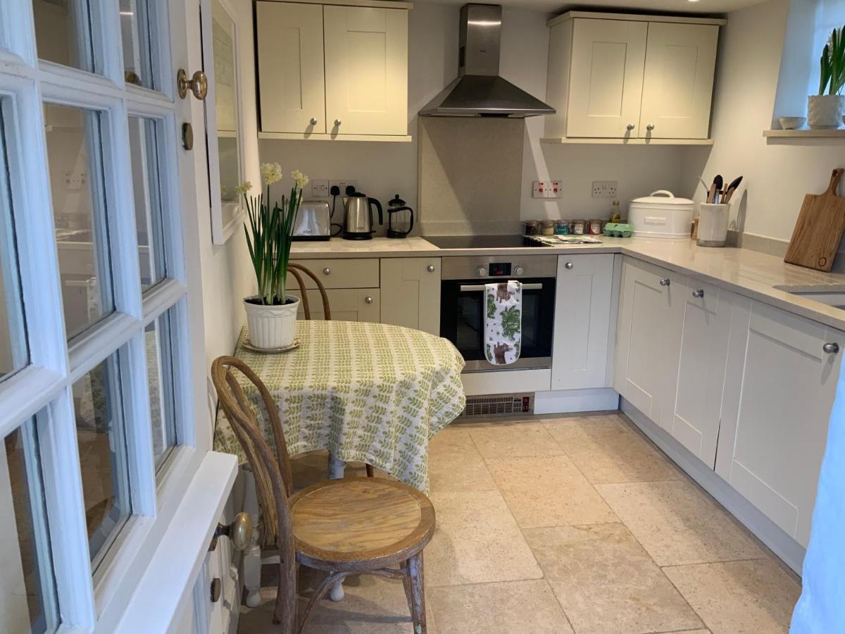 Masons Cottage, An Idyllic Retreat In An Area Of Outstanding Beauty, Close To Blenheim Palace, Oxford & The Cotswolds Stonesfield Exteriér fotografie